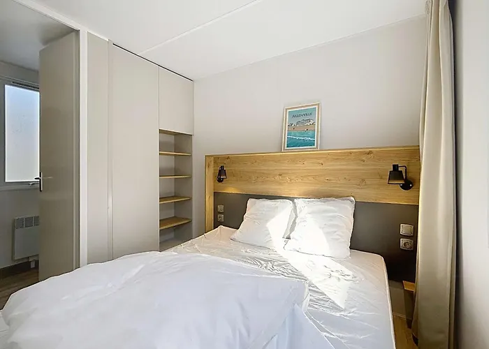 Mobil-home Grand Confort A 200m Plage, Avec Piscine, Terrasse, Wifi Inclus - 4 Pers. - Fr-1-361a-37 * ジュルヴィル・レ・パン